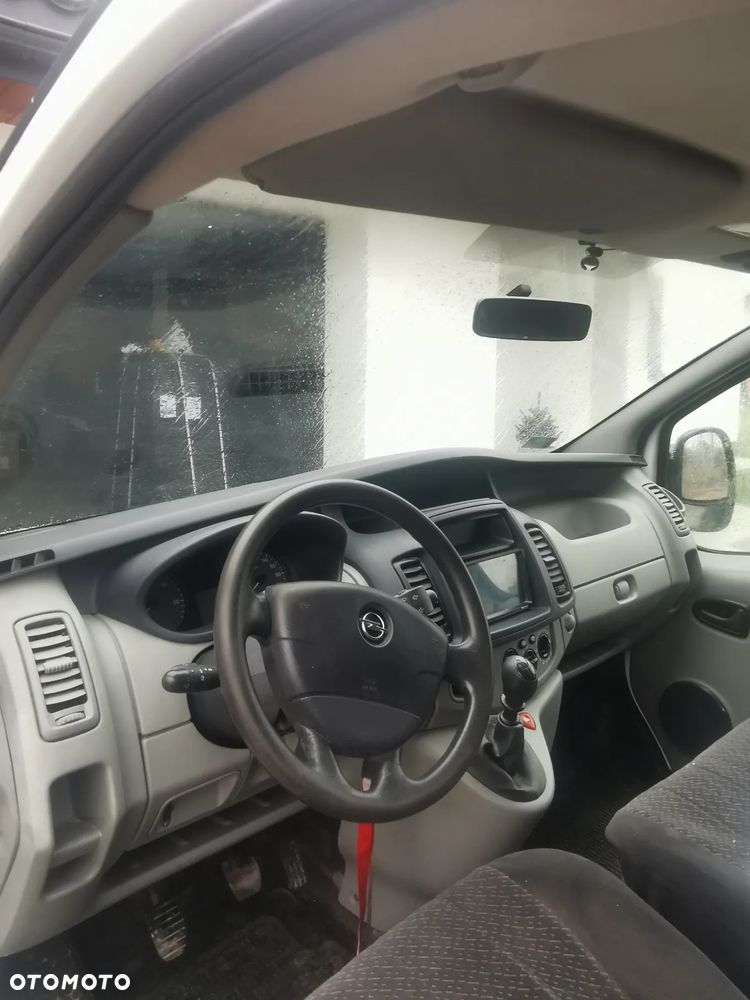 Opel VIVARO - 2