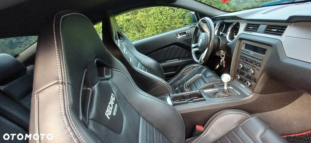 Ford Mustang 3.7 V6 - 25