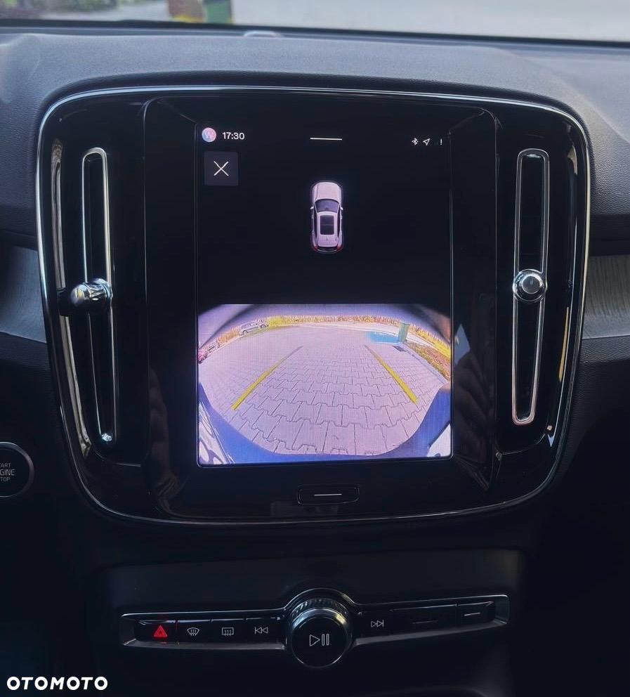 Volvo XC 40 B5 B AWD Geartronic Inscription - 17