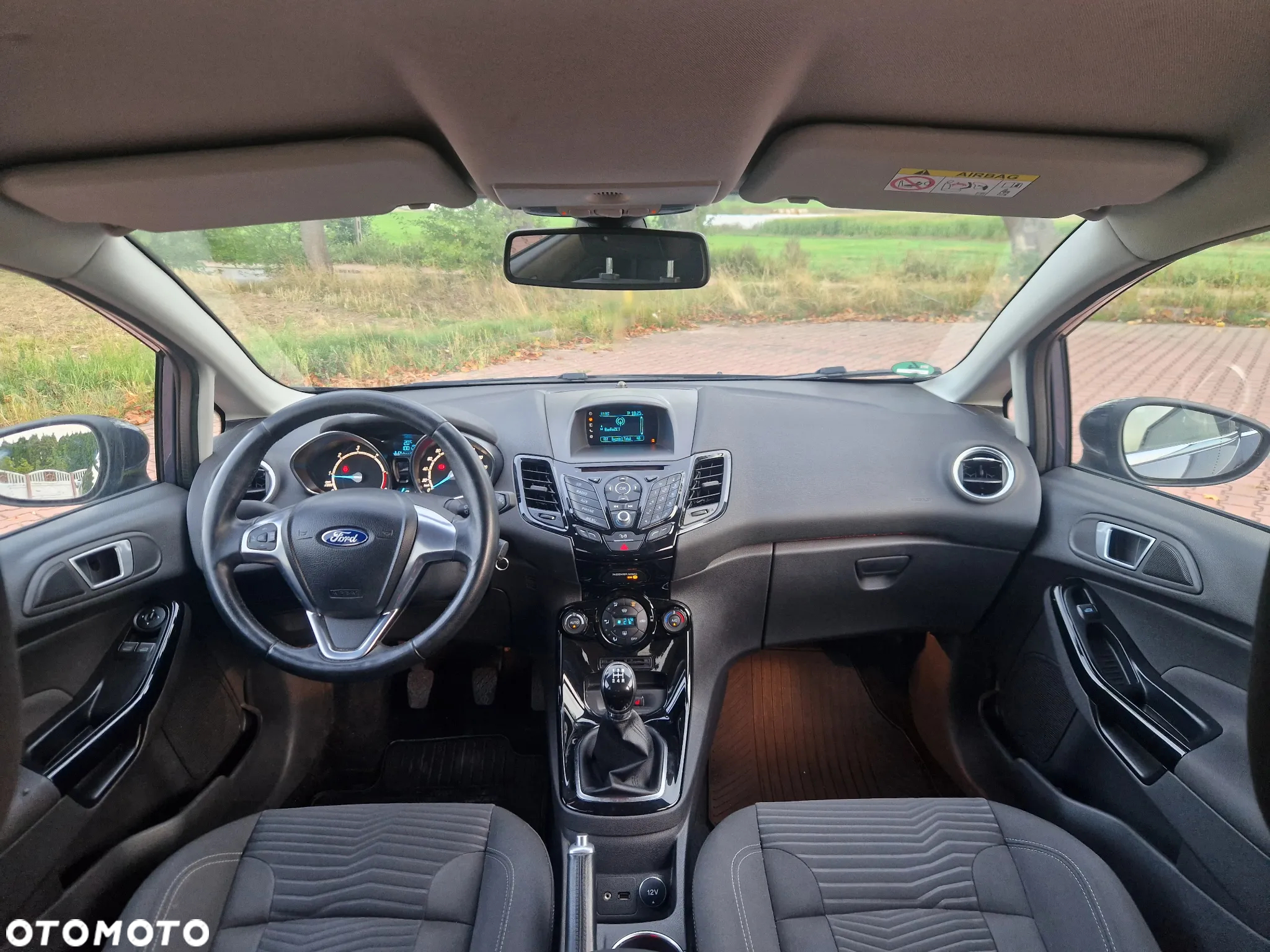Ford Fiesta 1.6 TDCi Titanium X - 13