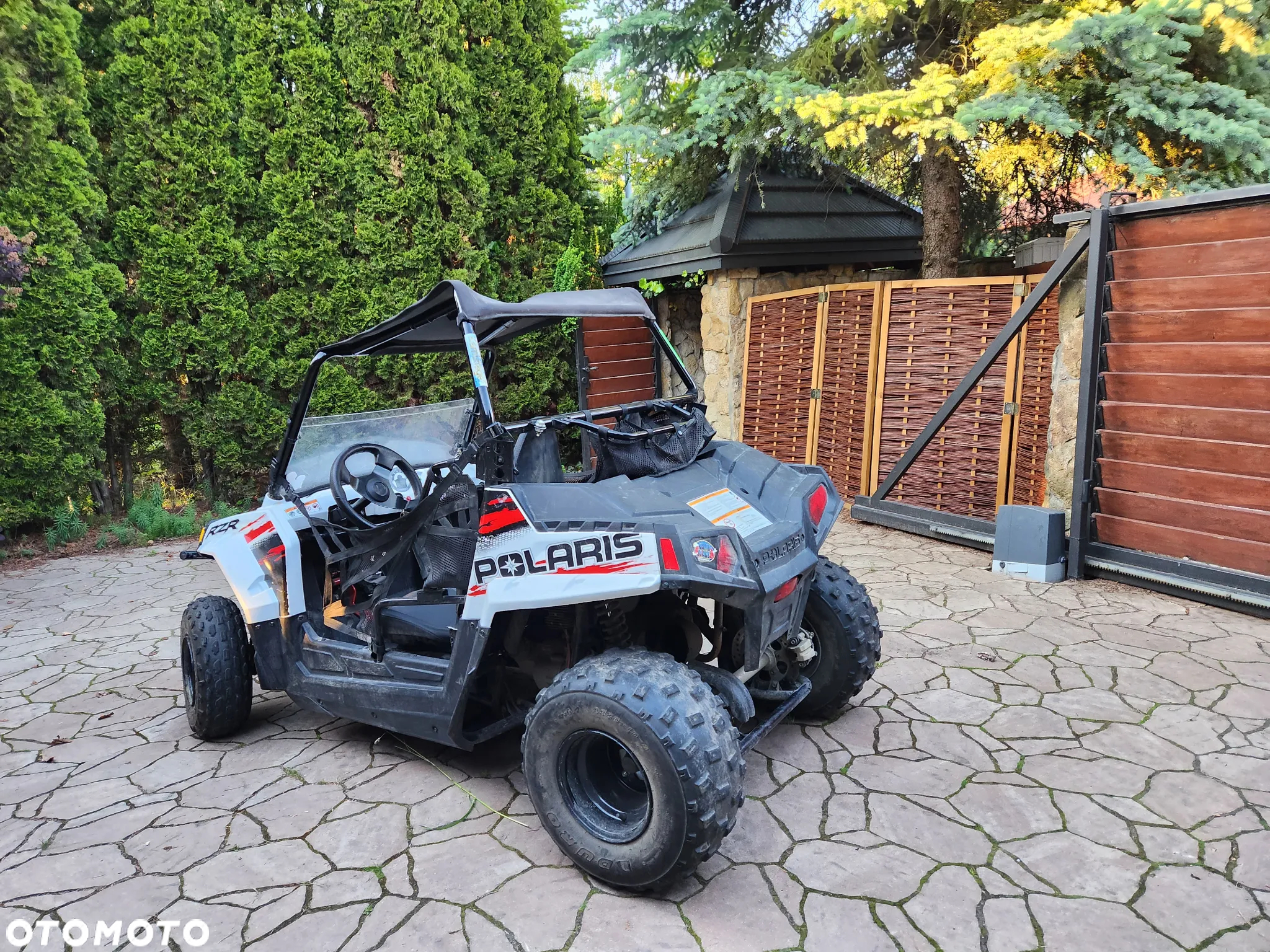 Polaris RZR