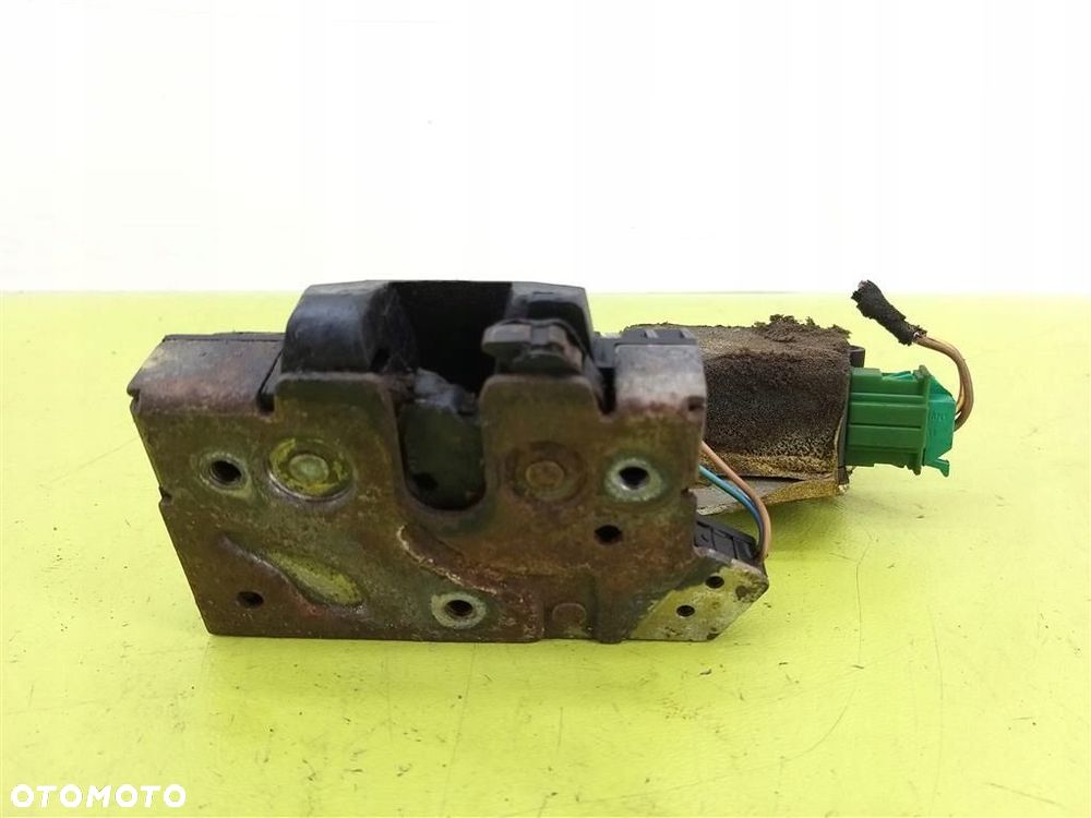 Zamek klapy tylnej VW Sharan I 1995-1999 GALAXY MK 1 ALHAMBRA 2 PINY - 1