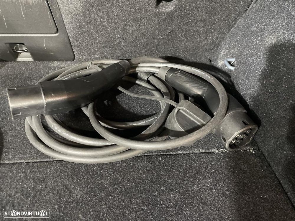 Volvo XC 40 Recharge Plus - 12