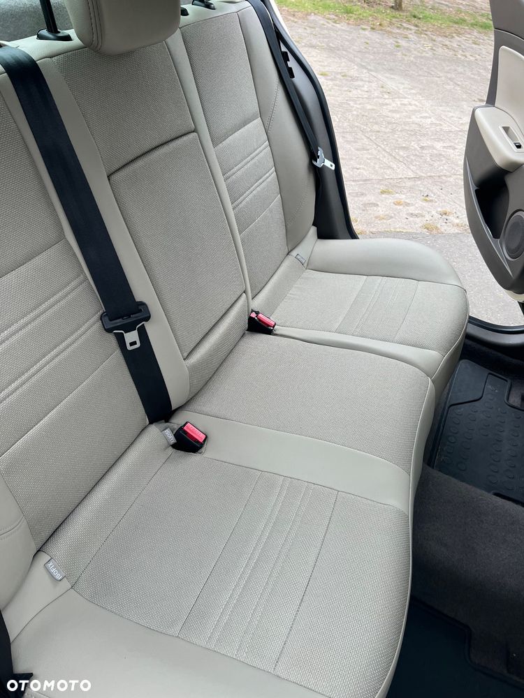 Renault Fluence 2.0 16V Privilege - 22