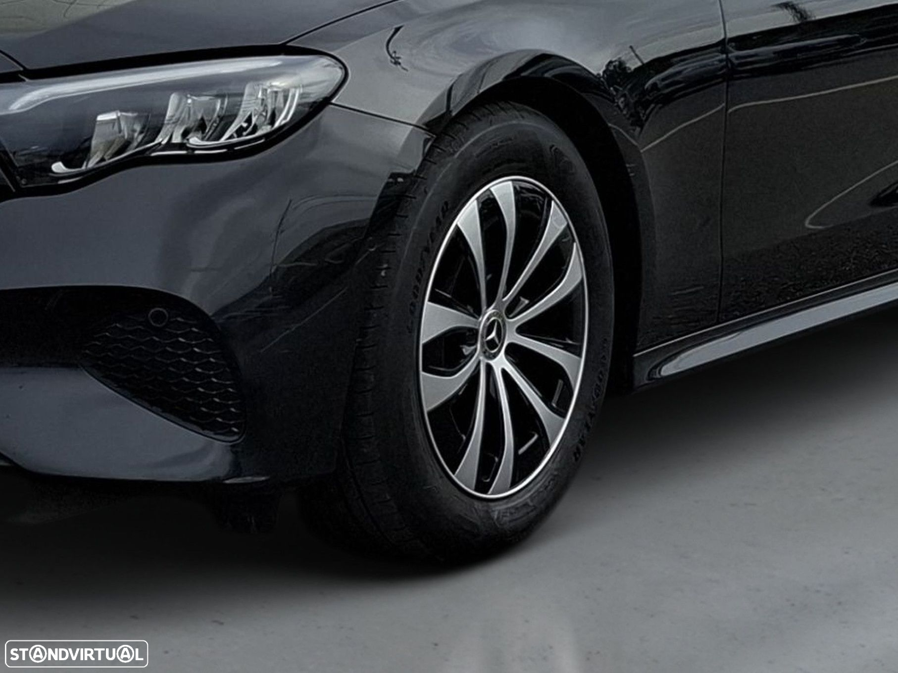 Mercedes-Benz E 220 d Avantgarde - 4
