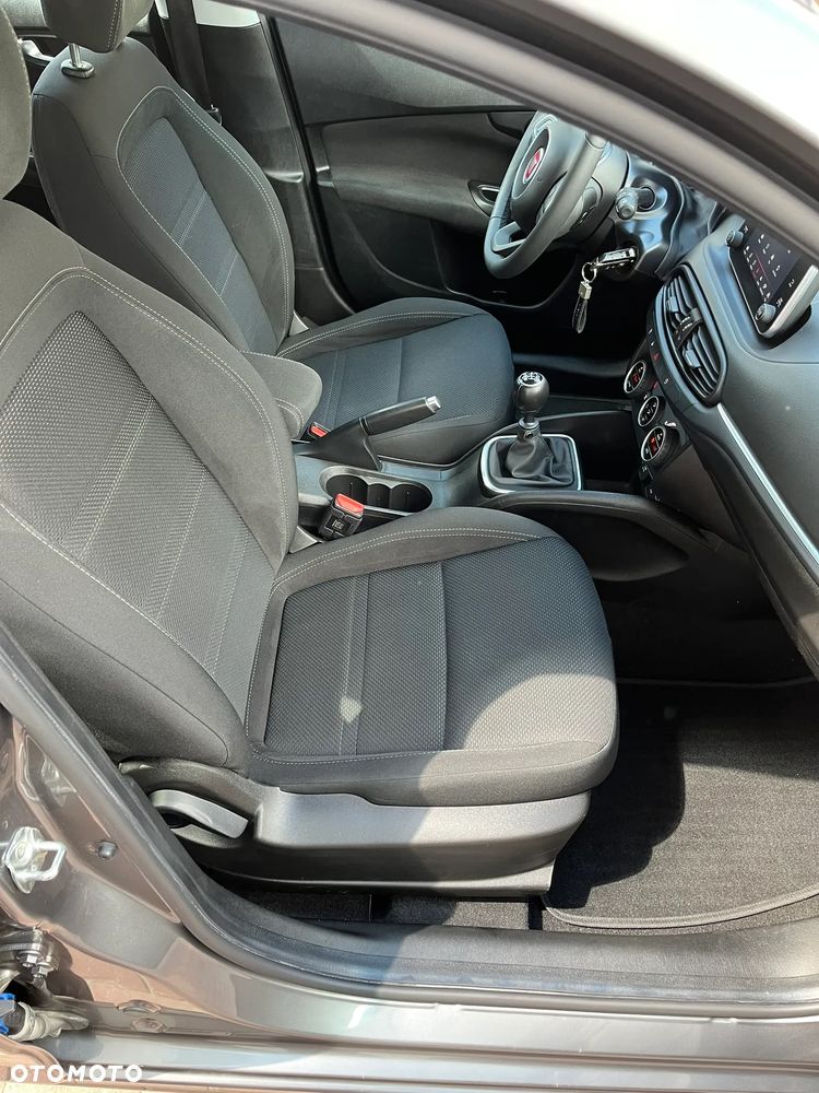 Fiat Tipo 1.4 T-Jet Lounge - 23
