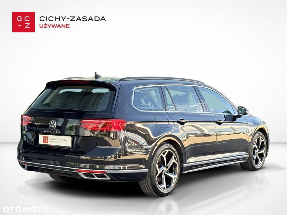 Volkswagen Passat - 5