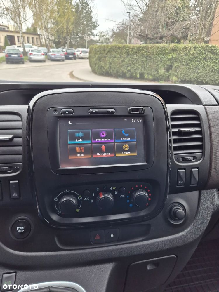 Renault Trafic - 12