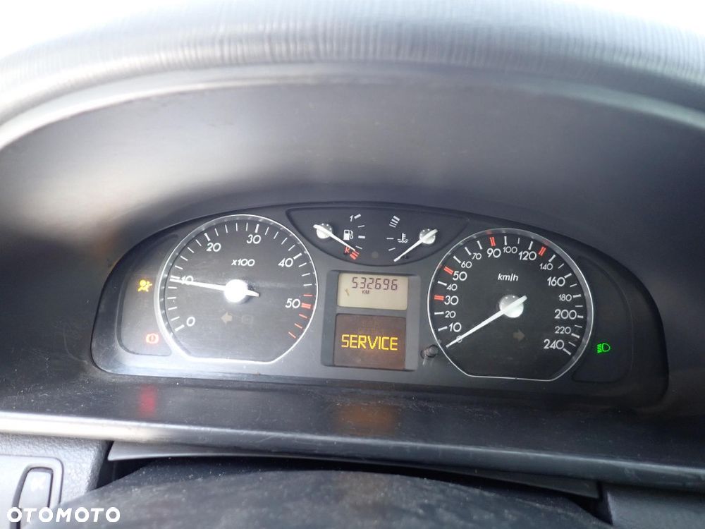 CZĘŚCI - Renault Laguna II 1,9 DCI 120KM F9Q750 KOMBI PK6018 lakier TEB66 2003r INDEX - 9846 - 13