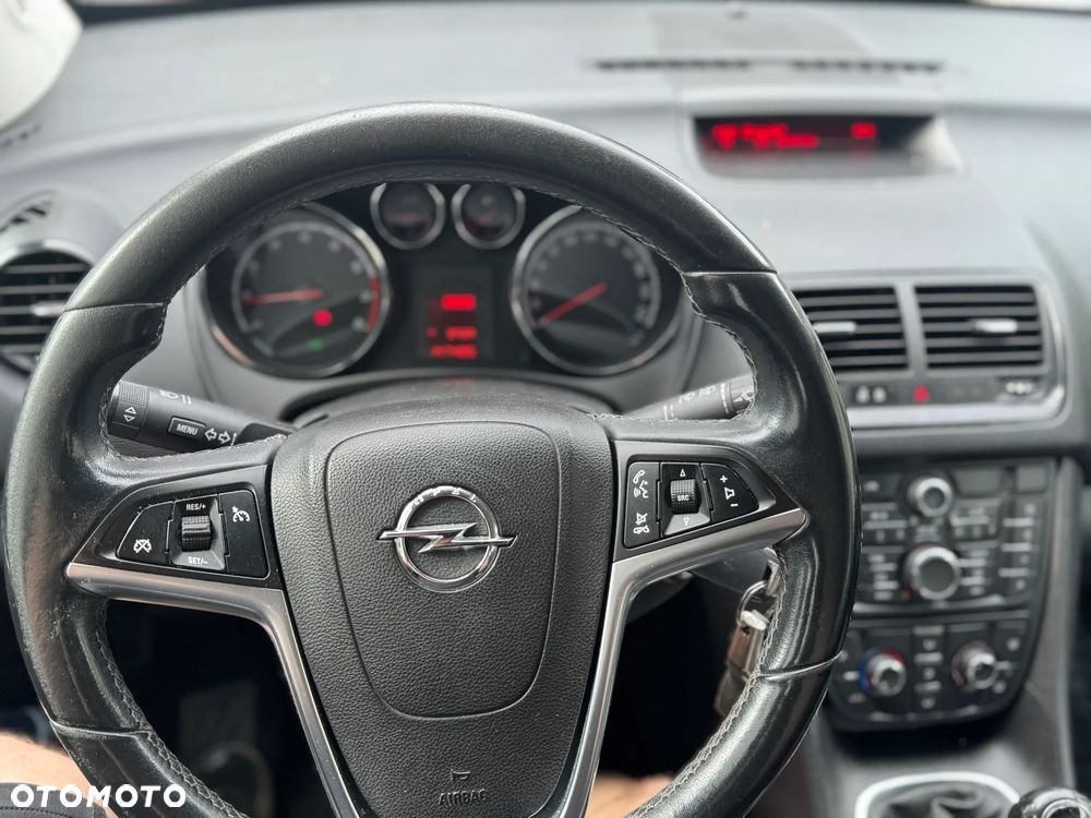 Opel Meriva - 16