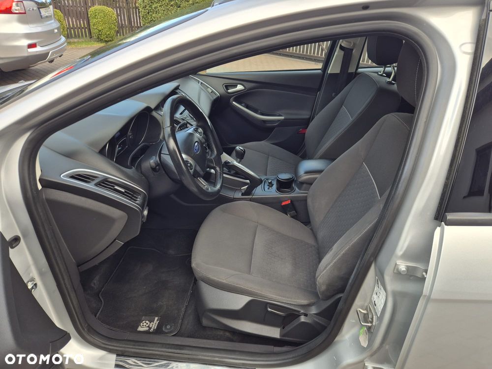 Ford Focus 1.6 TDCi DPF Champions Edition - 15