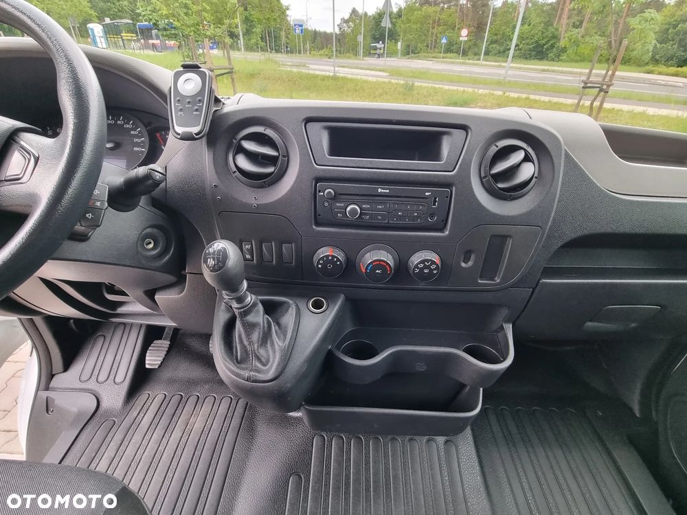 Renault Master - 15