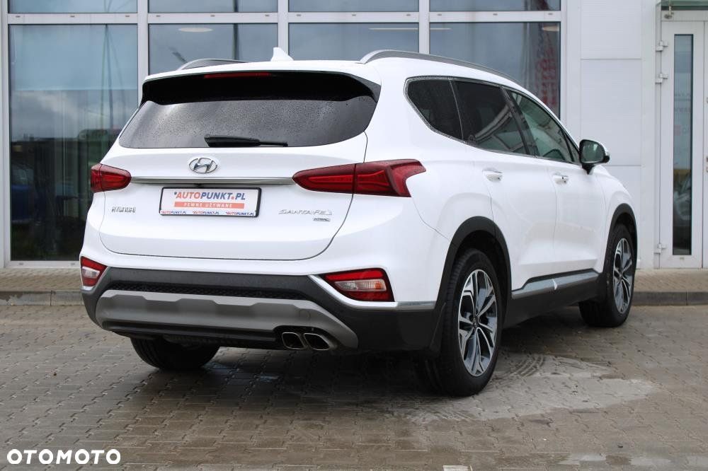 Hyundai Santa Fe - 4
