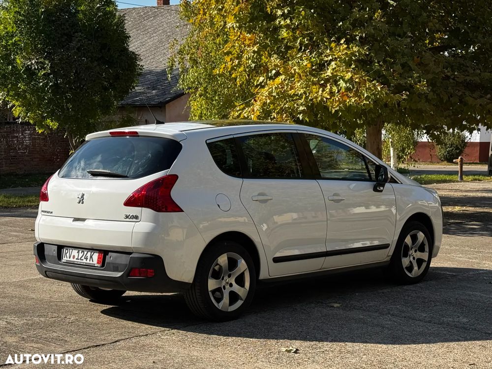 Peugeot 3008 1.6 HDI Confort Pack - 5