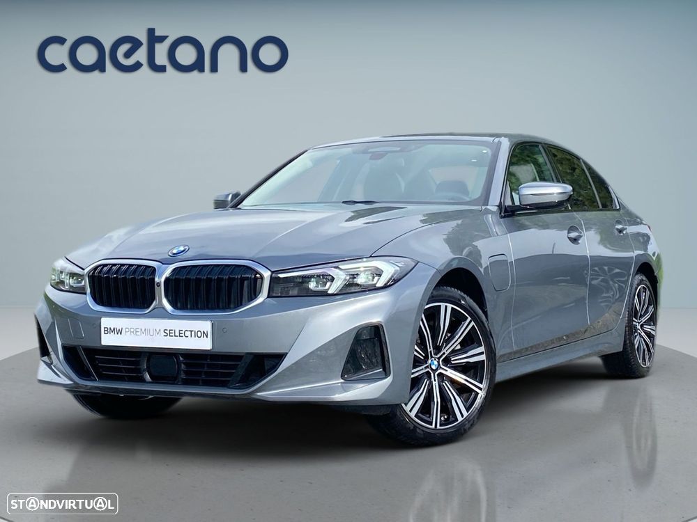 BMW 330 e Auto - 1