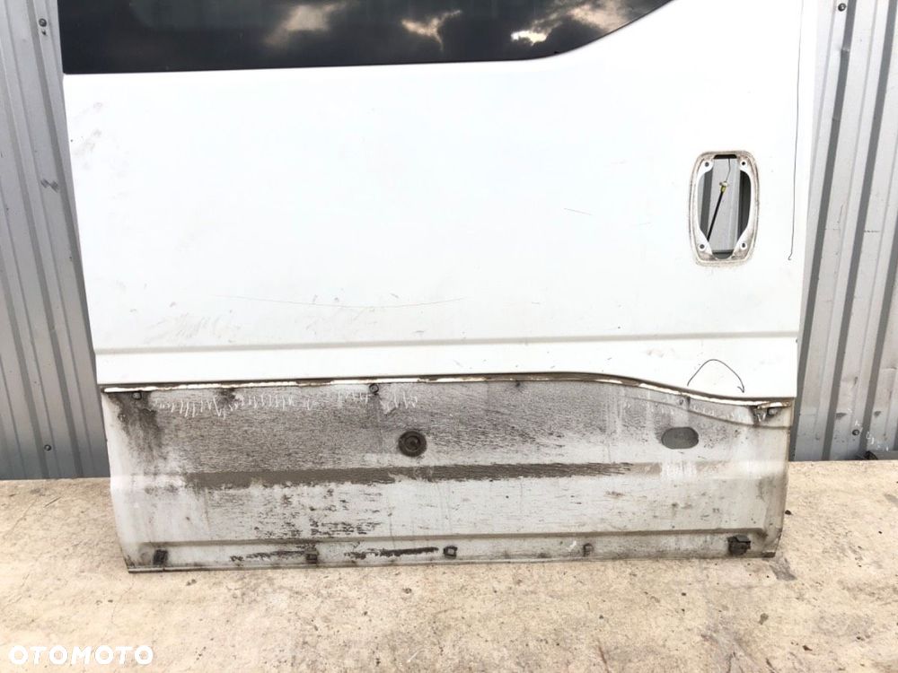 DRZWI PRAWE BOCZNE PRZESUWNE  IVECO DAILY VI Autobus 2014 - 2022 50C16 115 kW [156 KM] olej - 2