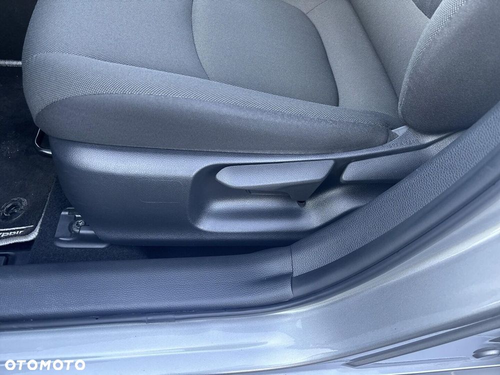 Toyota Corolla 1.8 Hybrid Comfort - 19