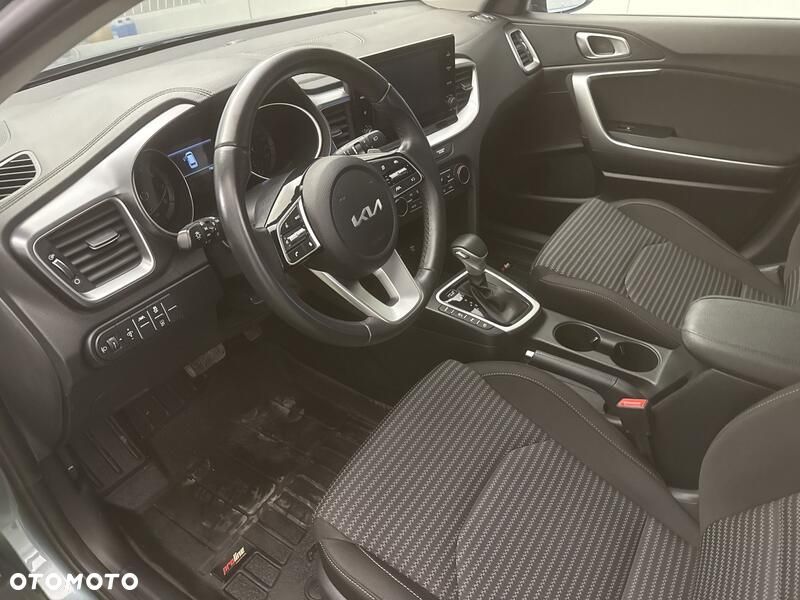 Kia Ceed 1.5 T-GDI M DCT - 10