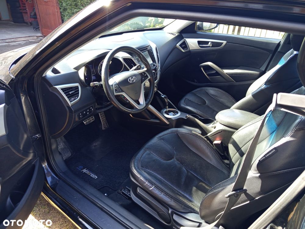 Hyundai Veloster 1.6 DCT Premium - 6