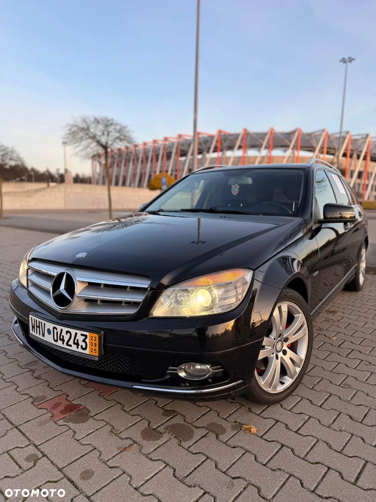 Mercedes-Benz Klasa C 220 CDI BlueEff Avantgarde - 1