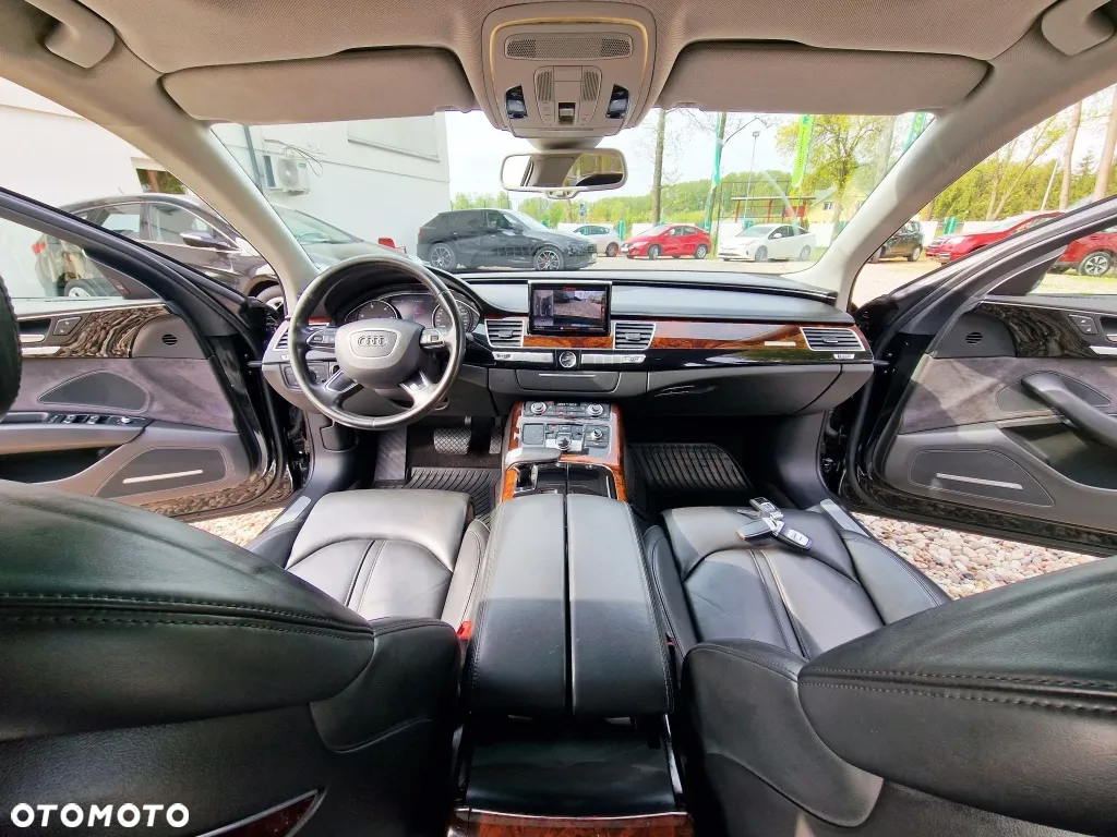 Audi A8 - 9