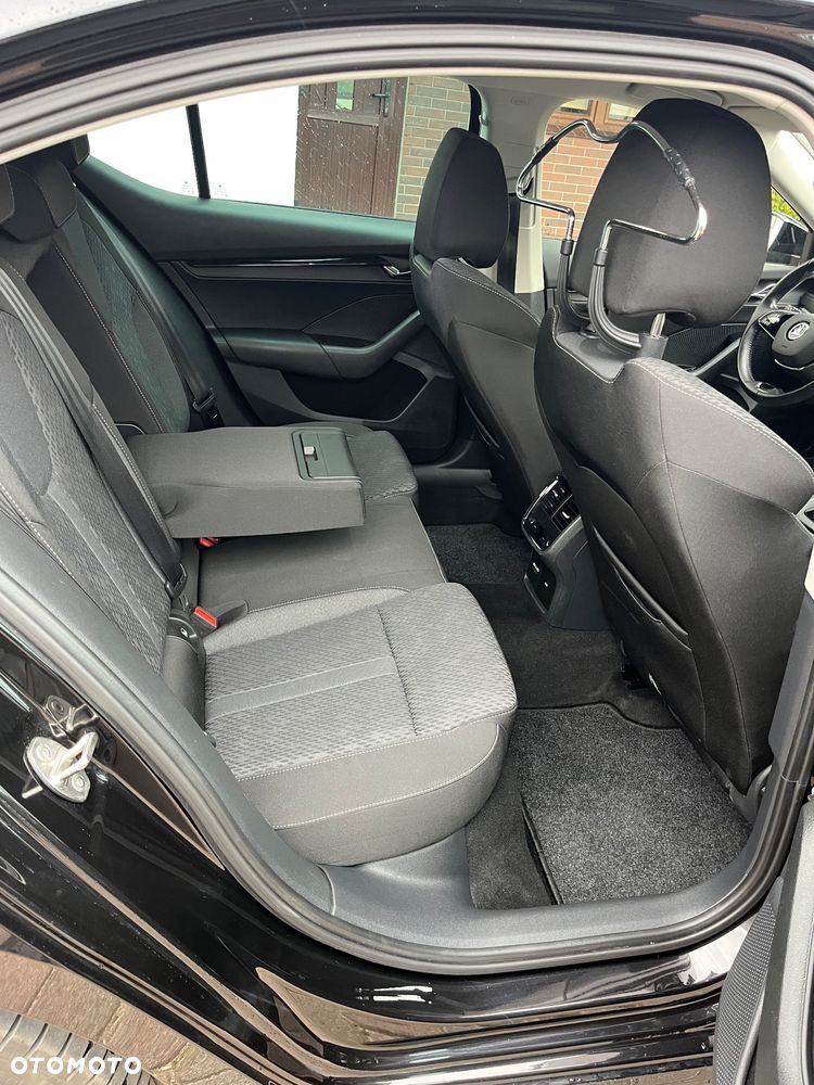 Skoda Octavia 1.4 TSI DSG Clever - 12