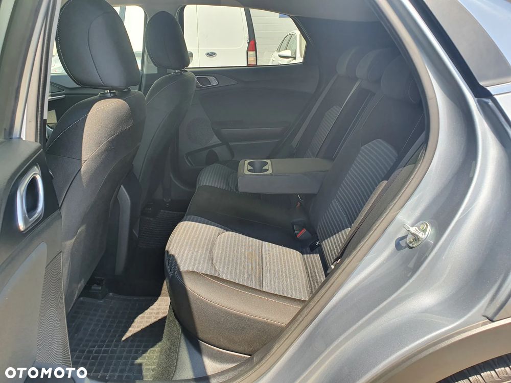 Kia XCeed 1.5 T-GDI M DCT - 27