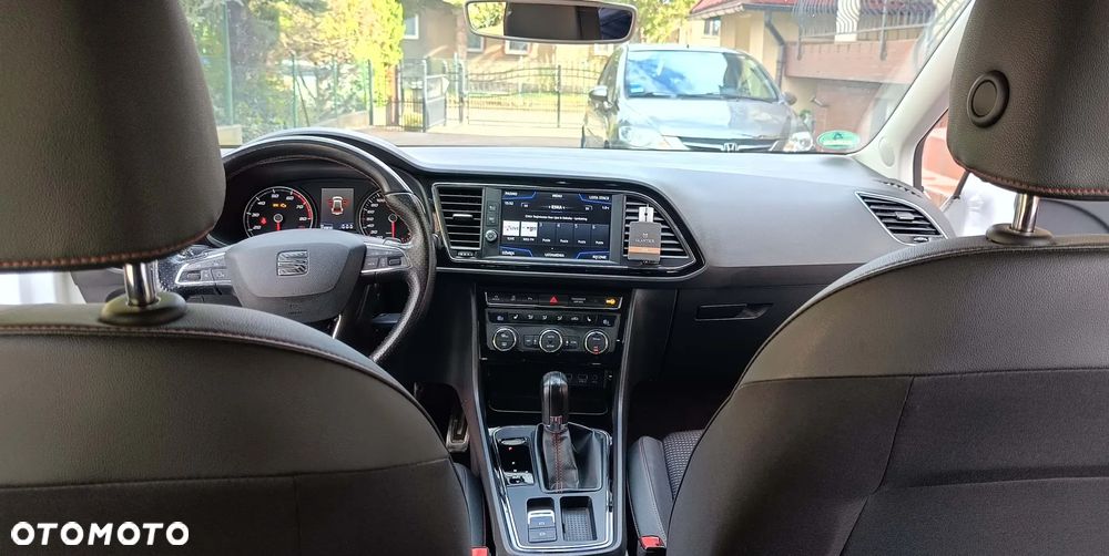 Seat Leon 1.5 eTSI OPF DSG FR - 13