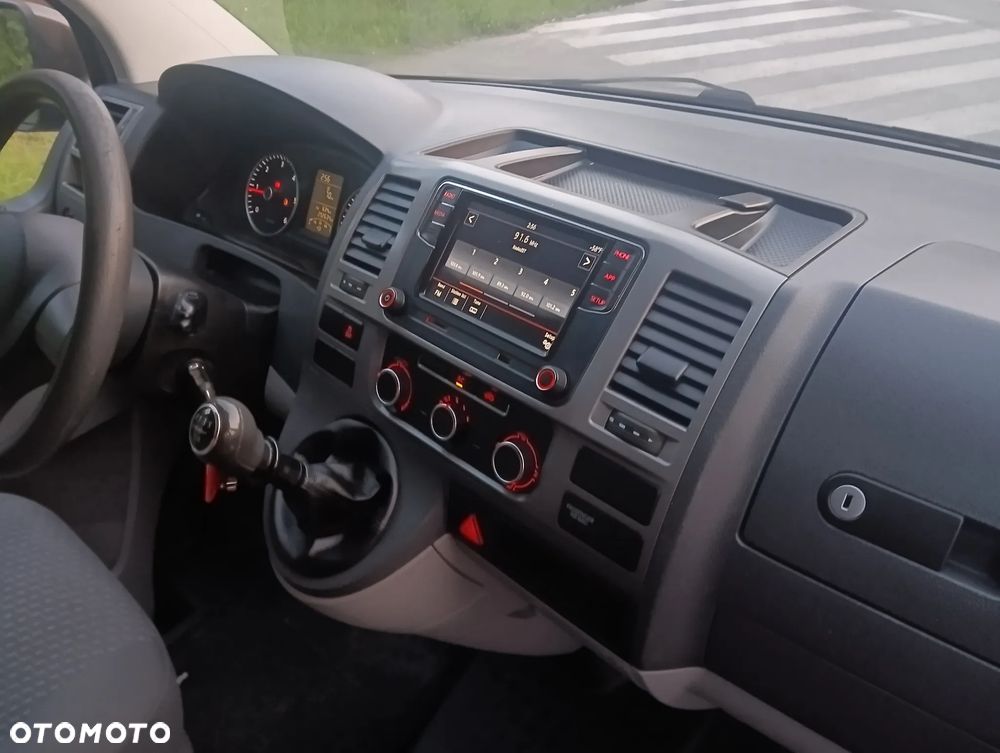 Volkswagen Transporter Caravelle Kurz Comfortline - 32