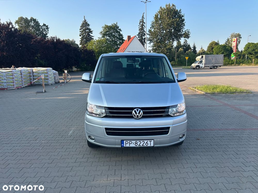 Volkswagen Multivan - 8