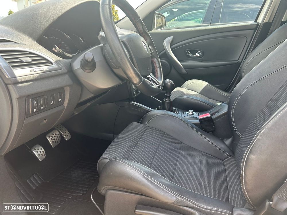 Renault Mégane 1.5 dCi GT Line SS - 33
