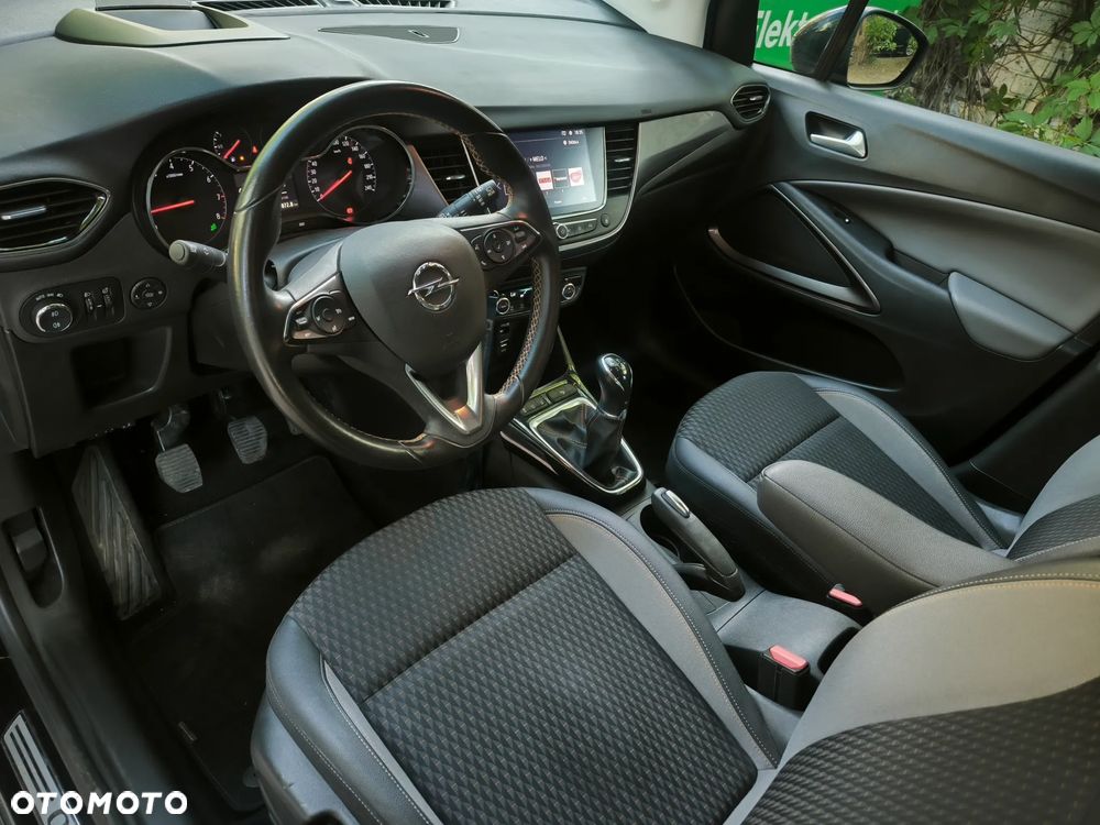 Opel Crossland X 1.2 Innovation - 33