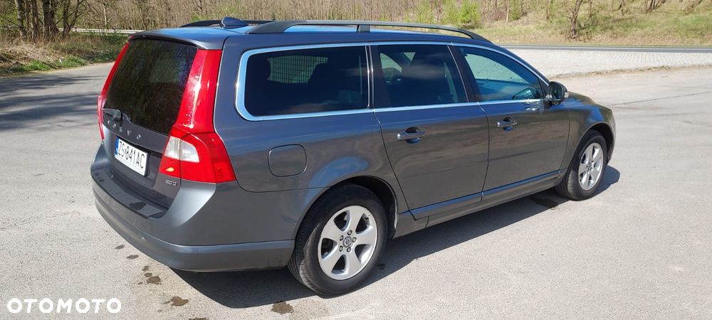 Volvo V70 2.0D Momentum - 7