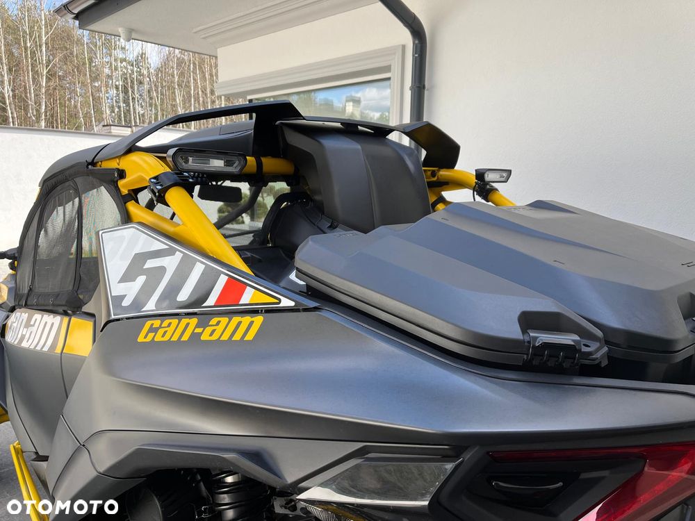 Can-Am Maverick - 30