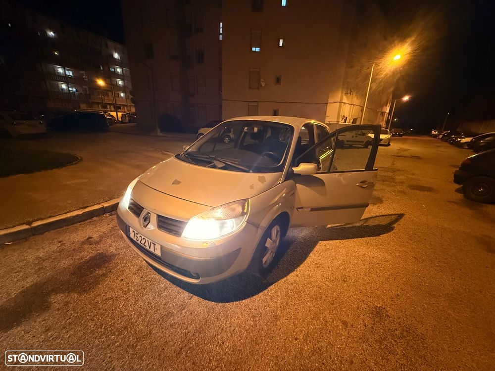 Renault Scénic 1.5 dCi Confort Authentique - 8