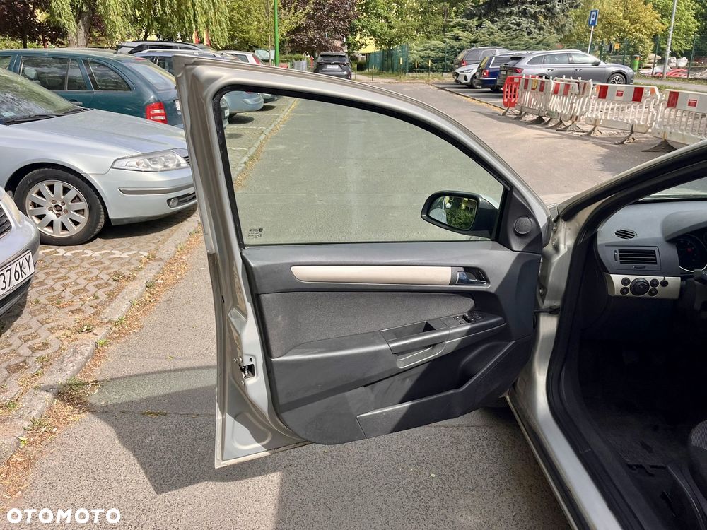 Opel Astra - 10