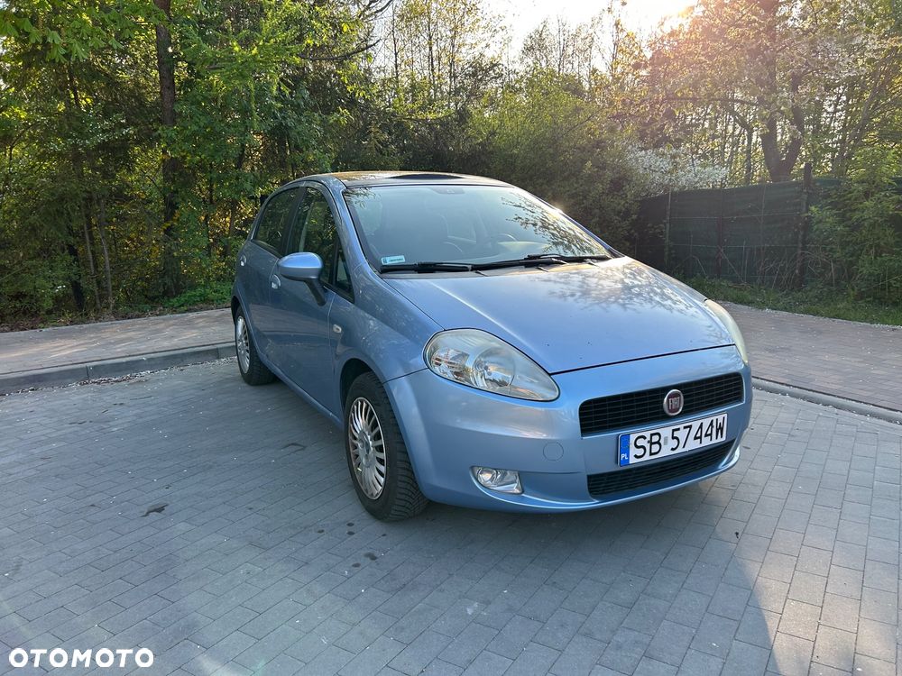Fiat Grande Punto Actual 1.4 8V Estiva Blue&Me - 20