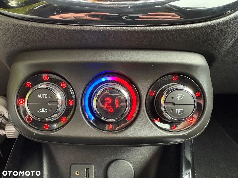 Opel Adam 1.4 Glam - 17