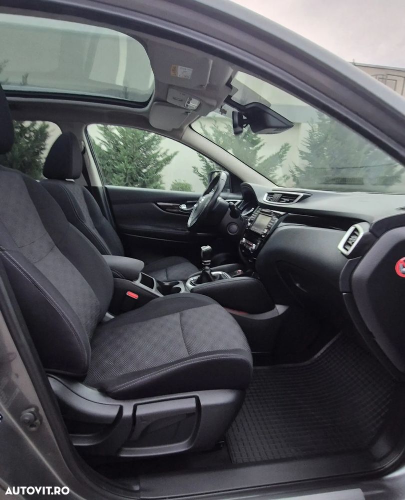 Nissan Qashqai 1.6 DCI TEKNA - 17
