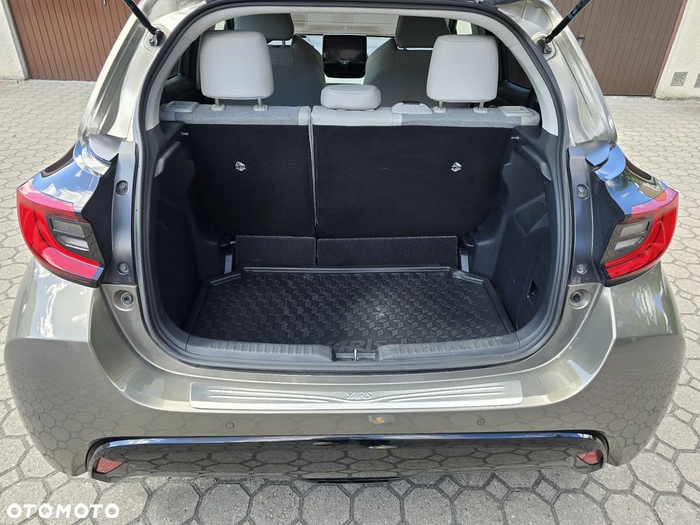 Toyota Yaris - 7