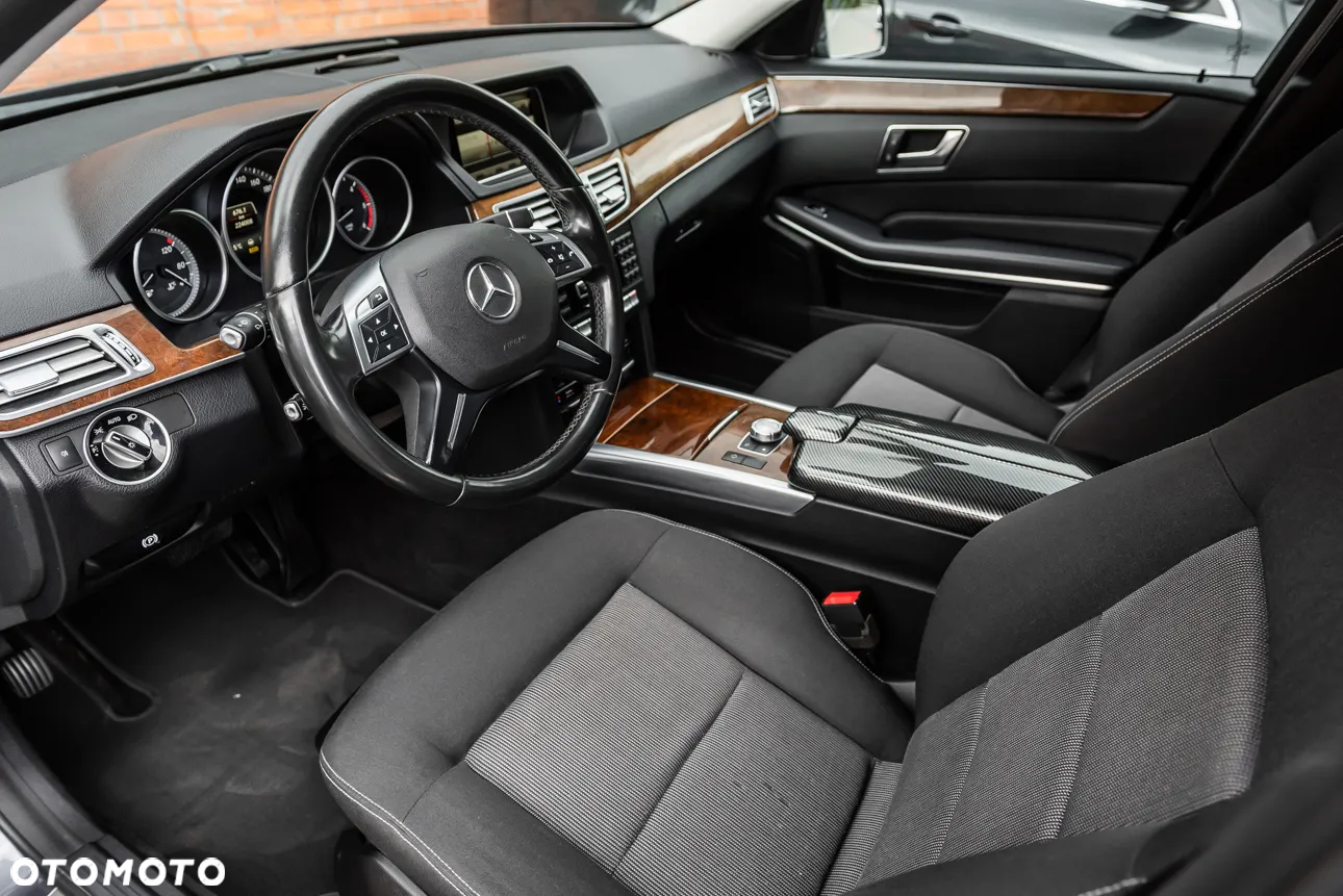 Mercedes-Benz Klasa E 350 BlueTEC 4-Matic Classic - 7