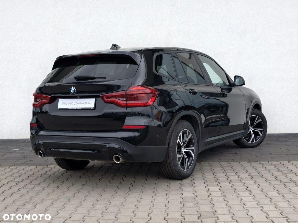 BMW X3 xDrive20i Advantage - 2
