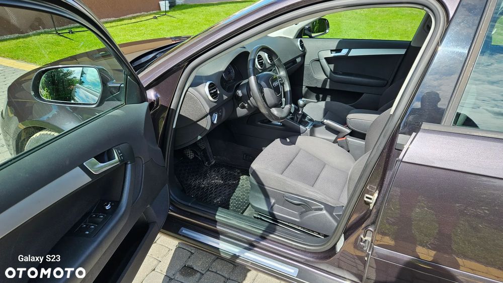 Audi A3 Sportback 2.0 TDI Ambition - 11