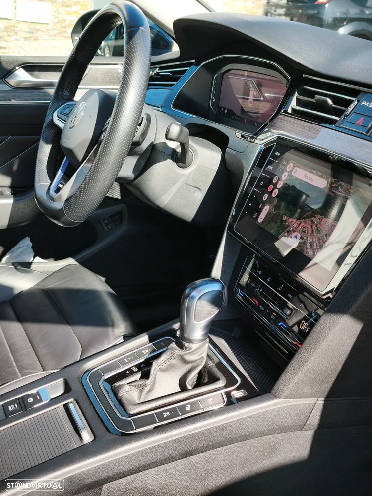 VW Passat Variant - 26