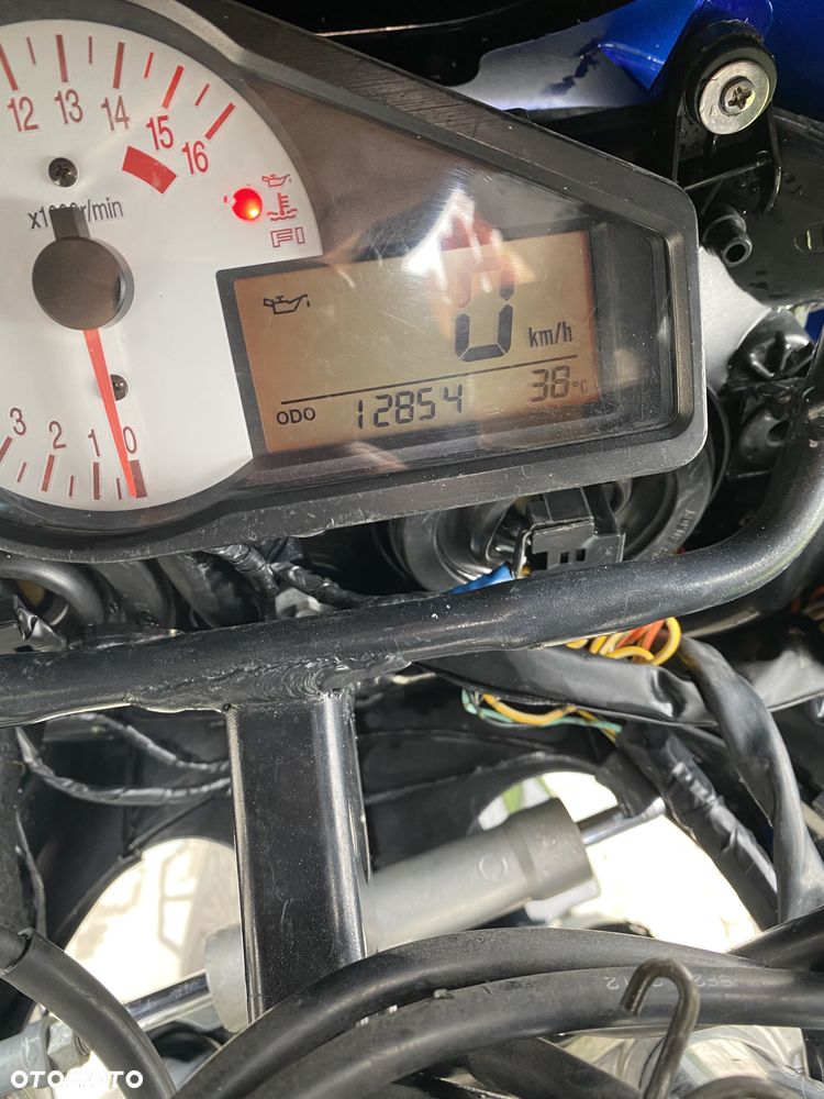 Suzuki GSX-R - 8