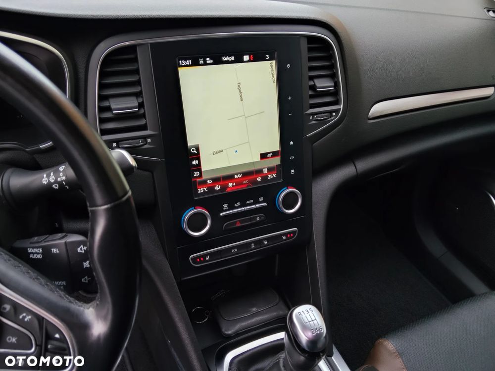 Renault Megane ENERGY TCe 130 BOSE EDITION - 20