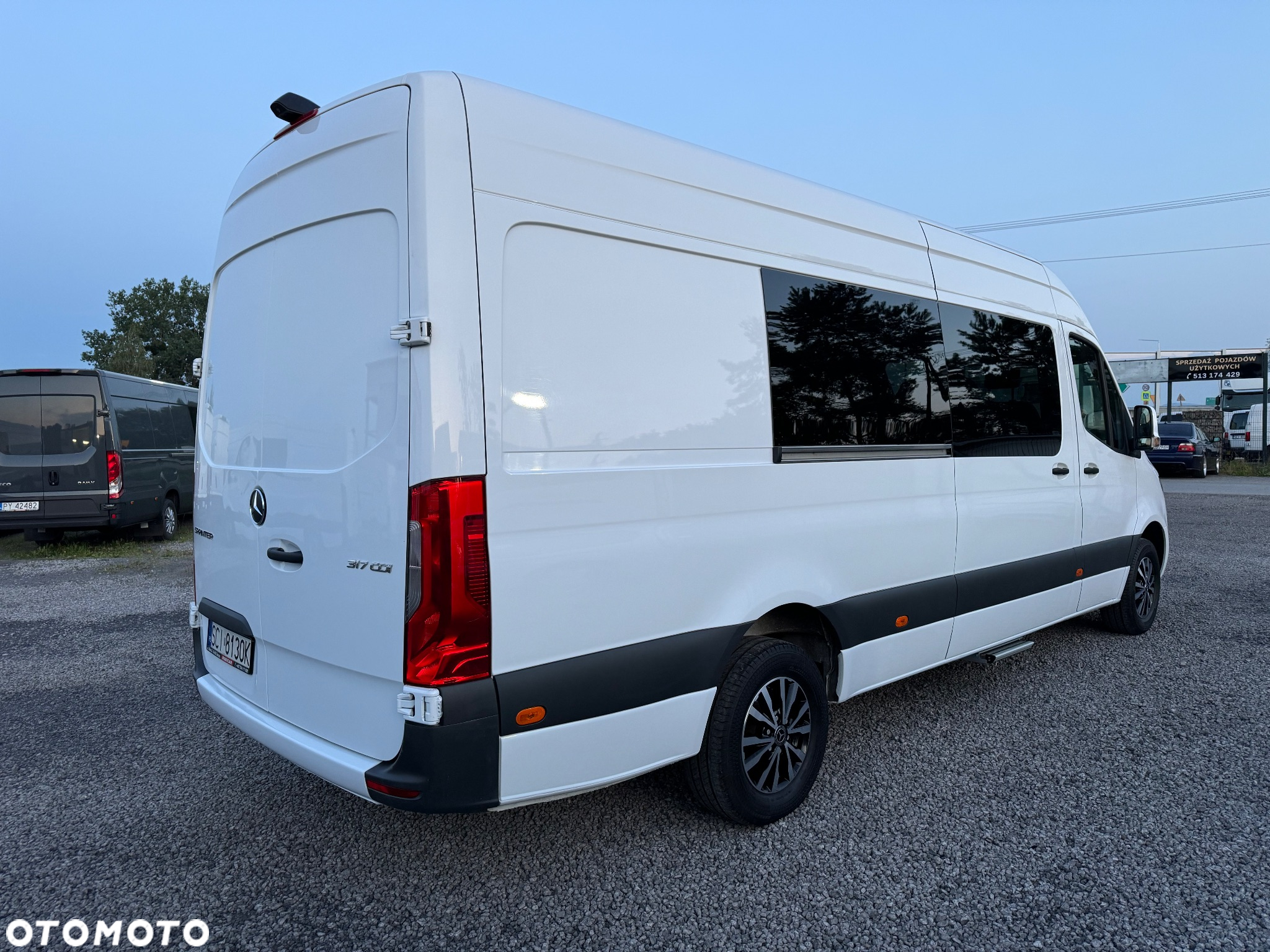 Mercedes-Benz Sprinter - 10