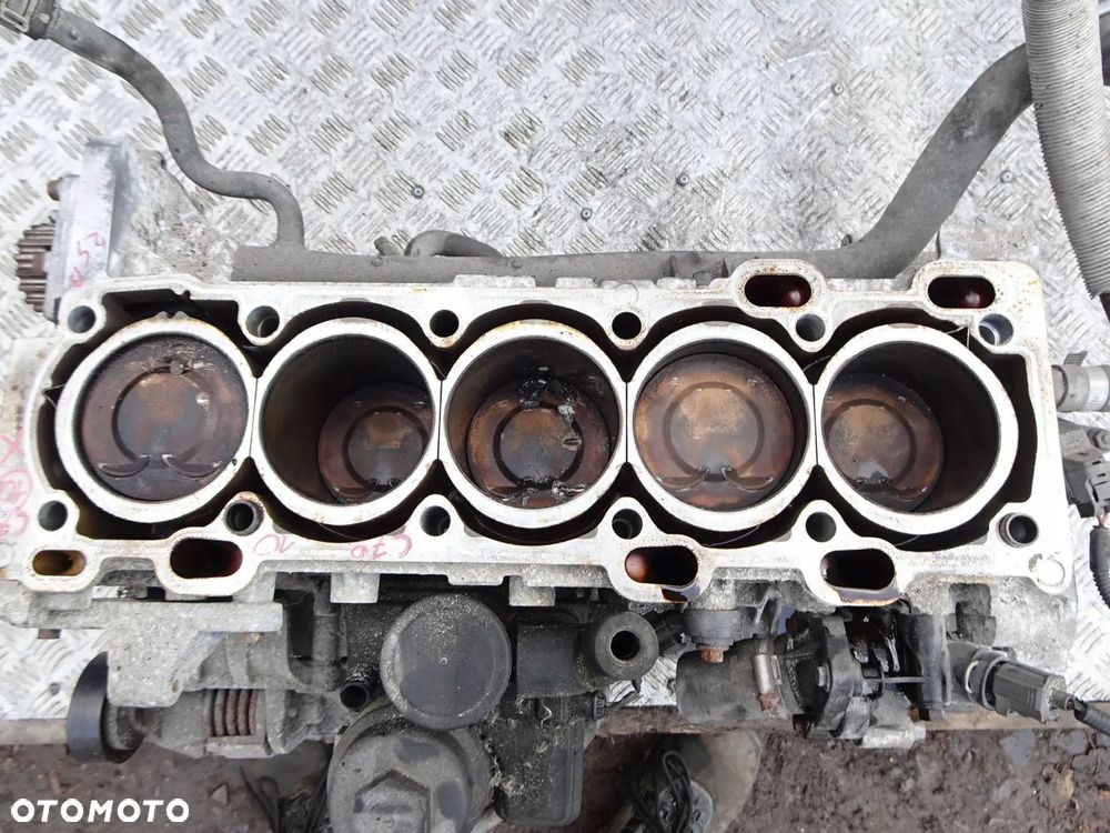 blok silnika silnik volvo s40 v50 c70 2.4 benzyna b5244s - 6
