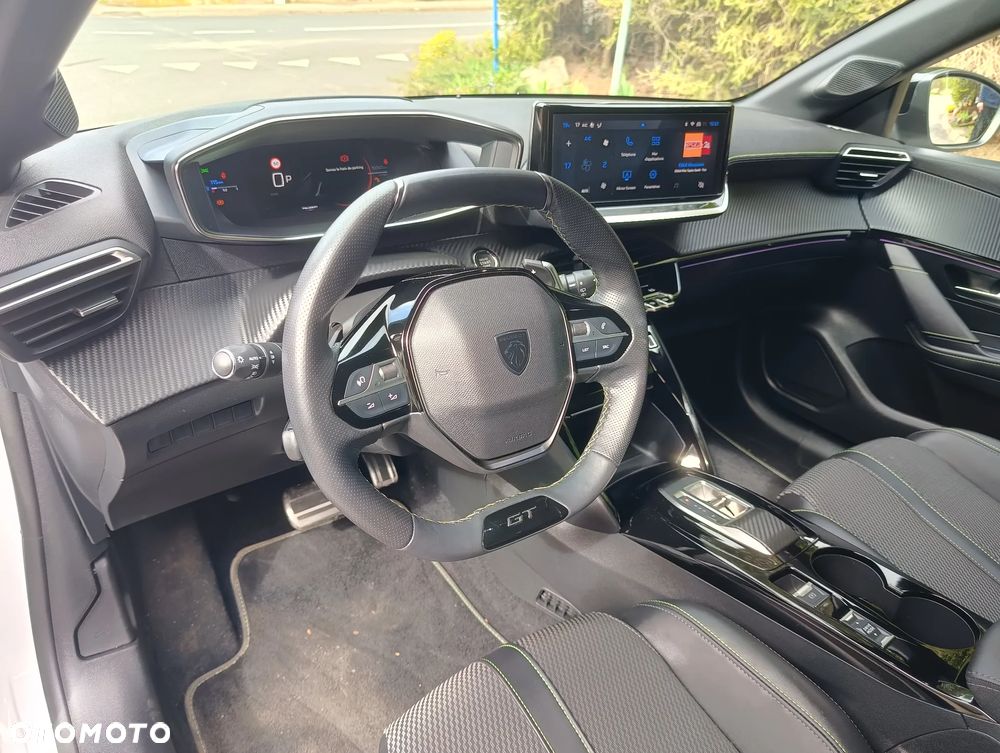 Peugeot 208 PureTech 100 EAT8 GT Pack - 4