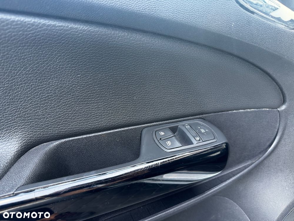 Opel Corsa 1.4 16V 150 Jahre - 23